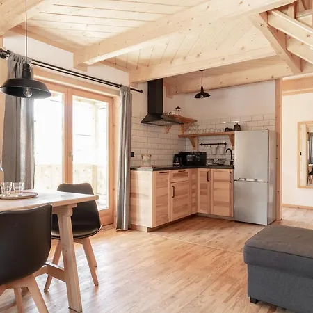 Dolina Chalet *